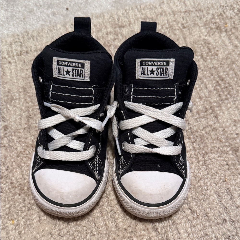 Converse Black and White Kids Low-Top Sneakers